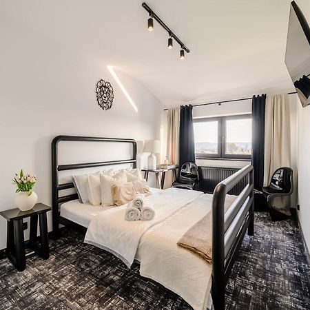 Golden Lion House Bed&Breakfast Rahmel Exterior foto